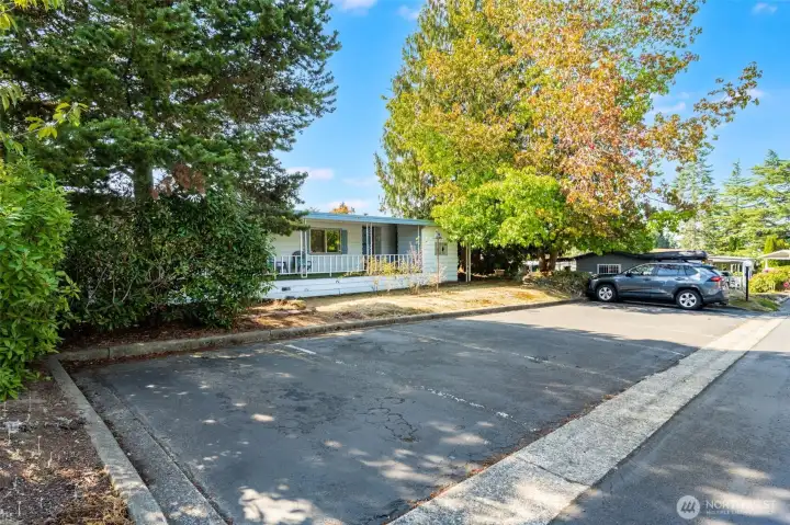 The view towards the home from guest parking.