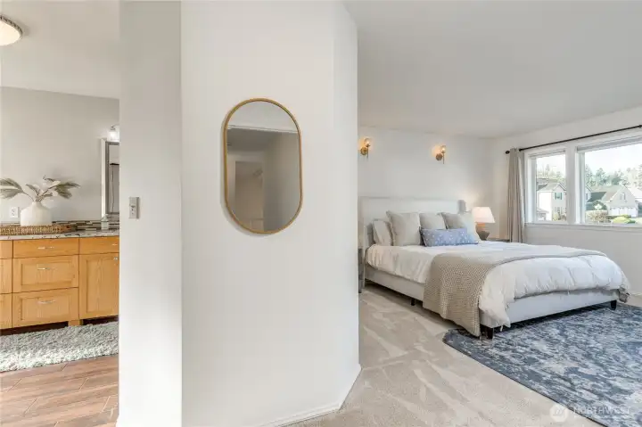 Expansive primary suite - all upstairs carpets are brand new!