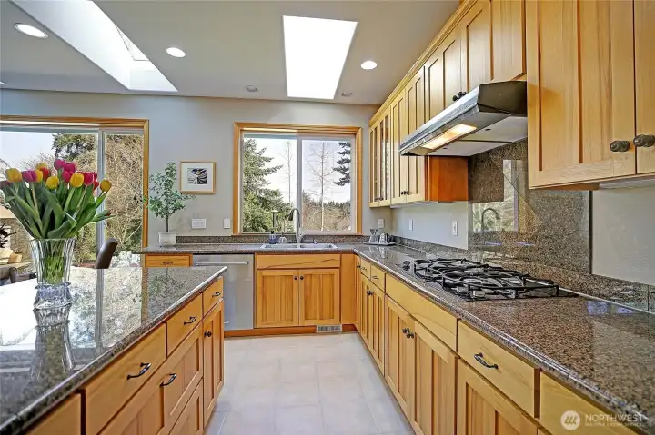 Granite counter tops, Stainless Steel appliances