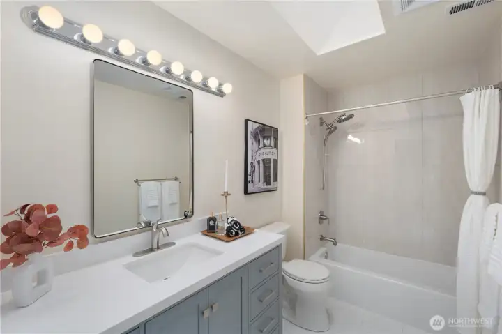 Guest bath with updates