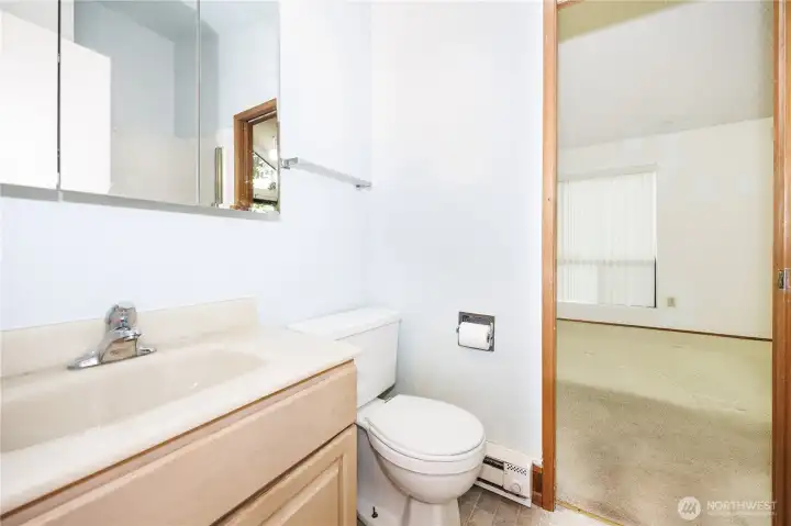 2nd bath 3/4