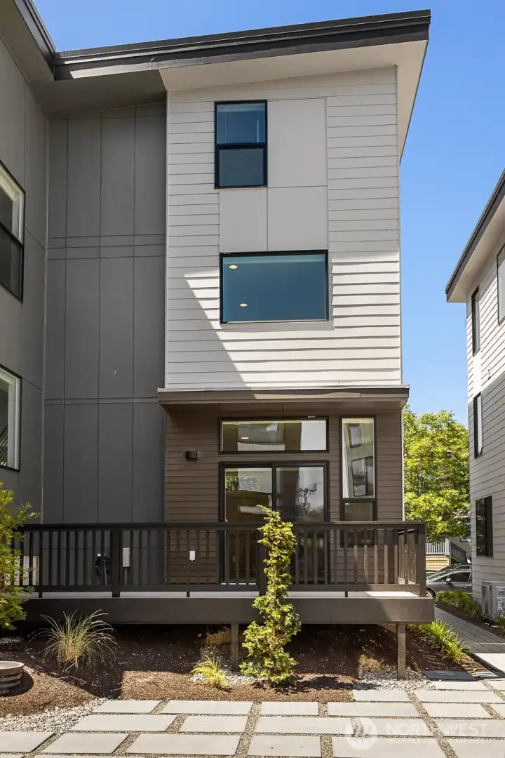 Back of unit