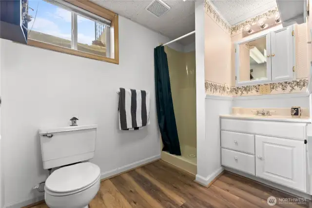 Downstair bathroom