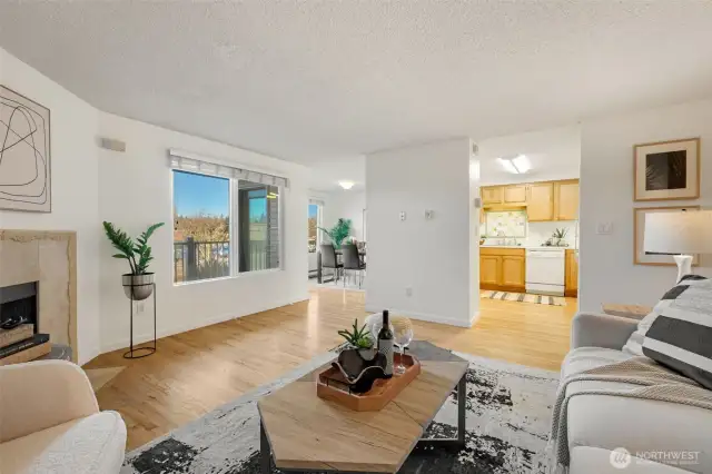 Open Floor Plan and West facing = great afternoon light.