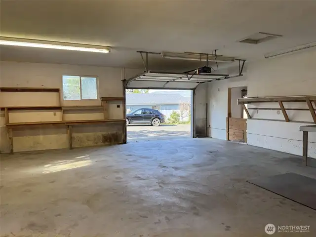 upper shop