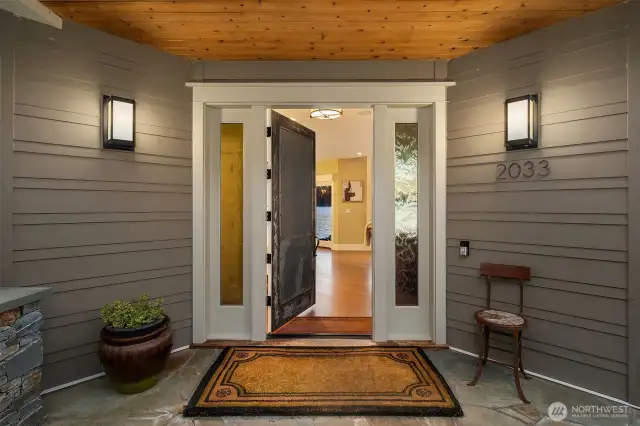 Custom entry door - Views as soon as you walk in
