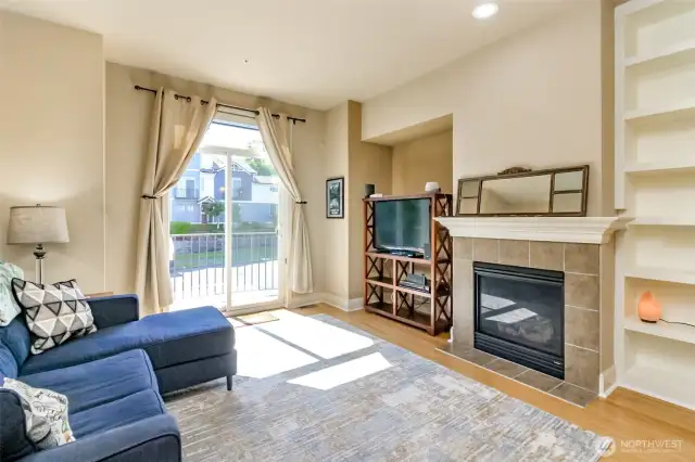 Nice neutral paint thru out the home.