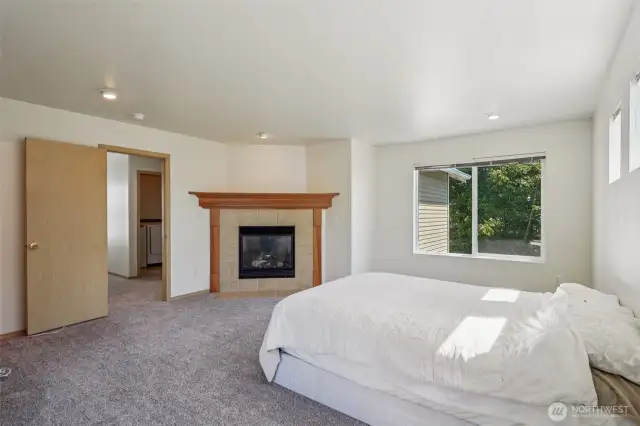 Primary with gas fireplace!