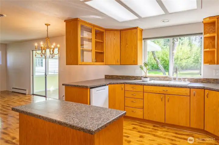Nice kitchen with specialty island