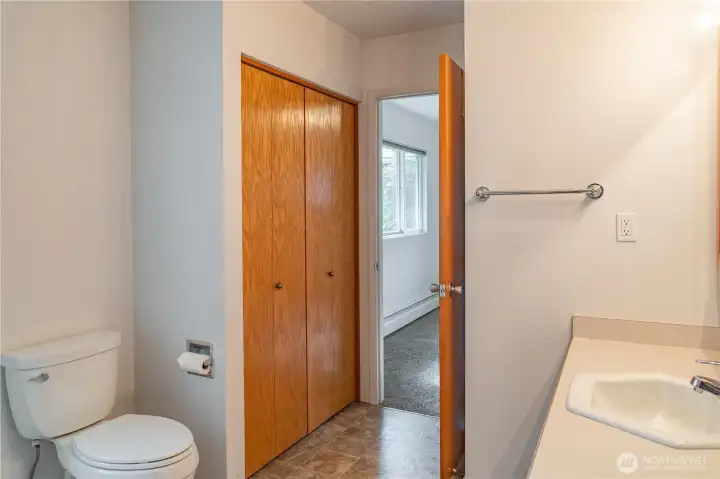 Primary bath