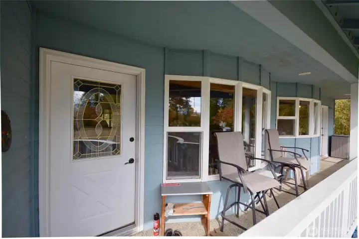 Front Entrance & Porch