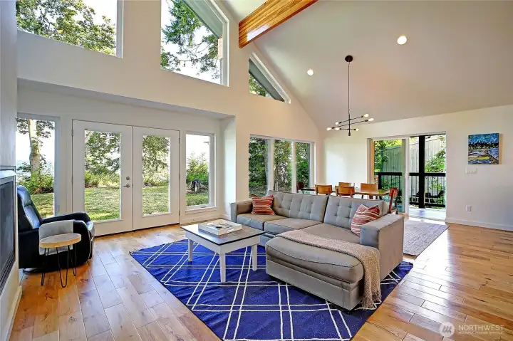 INCREDIBLE Soaring Ceilings and Exposed Beams~