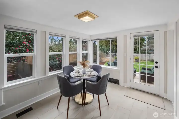 Eat in kitchen space w/room for large table.