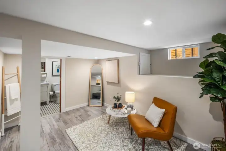 Full bath downstairs.