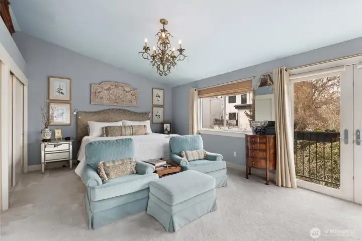 Primary suite with City Skyline views