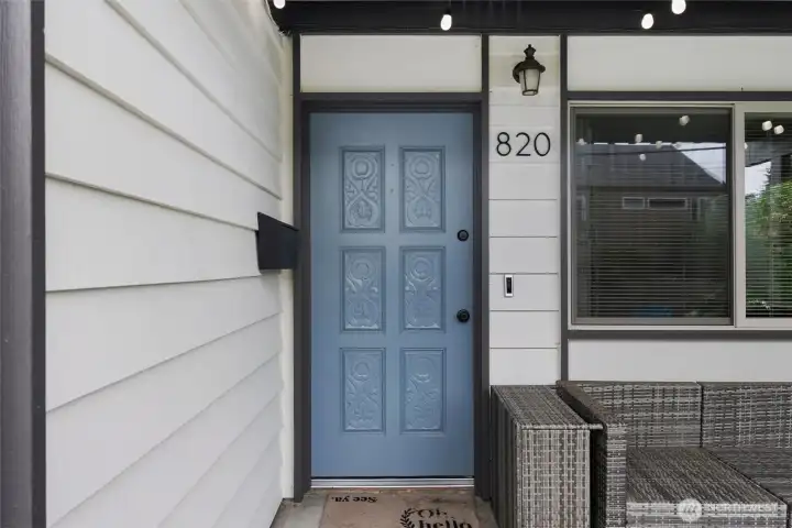 Unit 820 Entrance