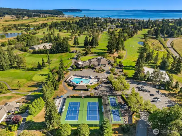 The Useless Bay Golf and Country Club has all the amenities you will need.