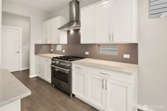 Interior finishes & colors may vary. See site agent for details