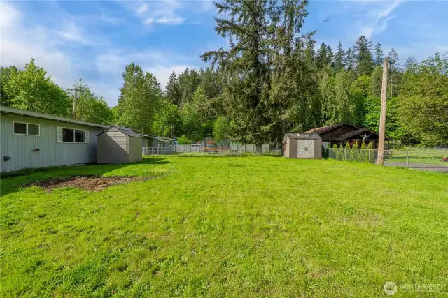 Enjoy peace and privacy with this tucked-away rambler, surrounded by greenery on a quiet dead-end street just minutes from the Cedar River.