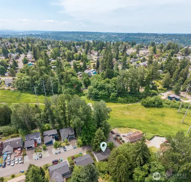 The location is ideal with easy access to both I5 & I405 for commuters.