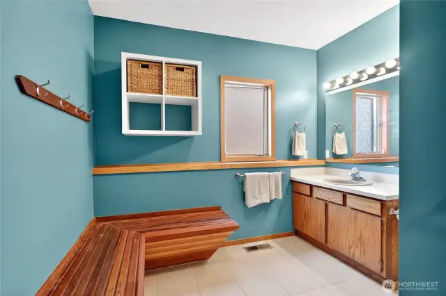 Lower Level Full Bath