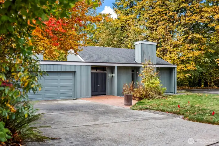 Be in nature, yet minutes to downtown Bellevue.