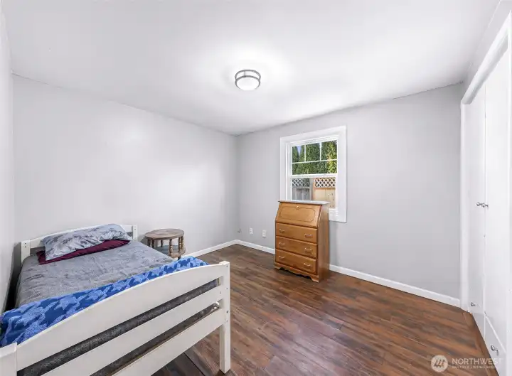 2nd bedroom.