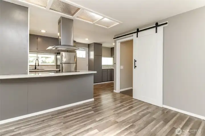 Vacant- Private Kitchen Eating space. Vacant- Private Kitchen Eating space.