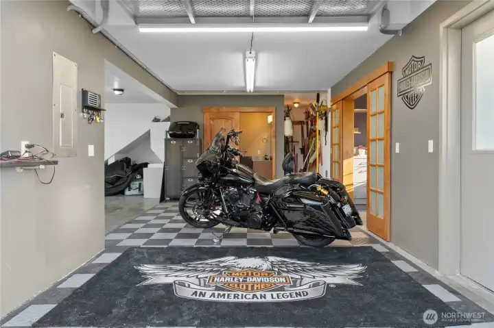 Bright, energy-efficient lighting