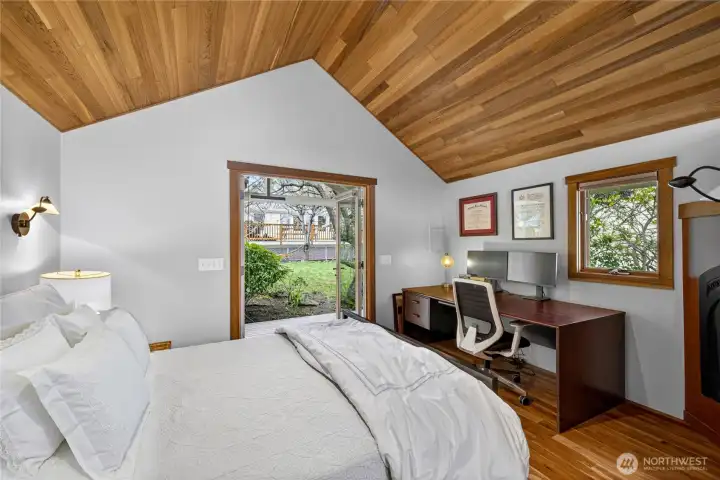 High wooden ceilings with plenty of space for guests or use as a home office