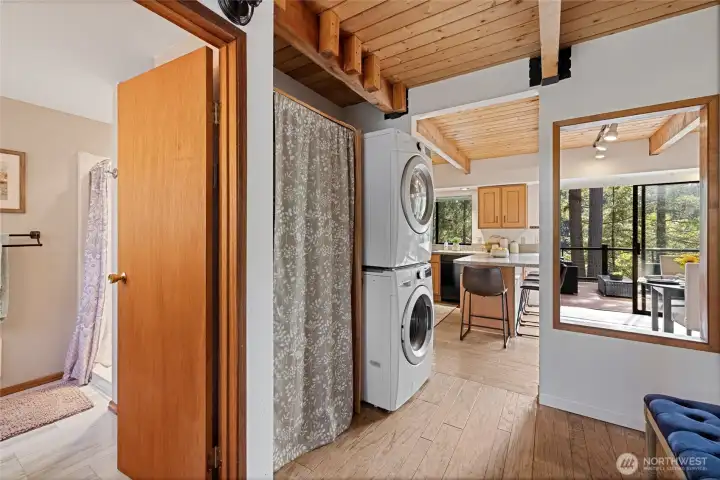 Entry way with stackable newer washer dryer units
