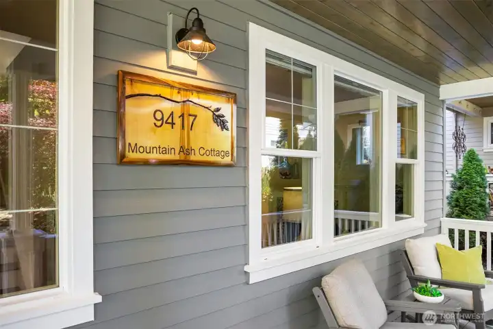 Welcome to Mountain Ash Cottage, a 5-Star Built Green home built by John Buchan.