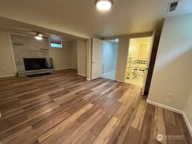 bedroom primary
