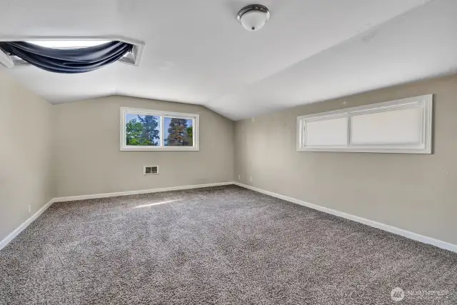 Downstairs Bedroom 4