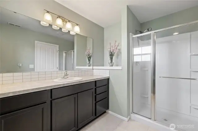 Ensuite bathroom