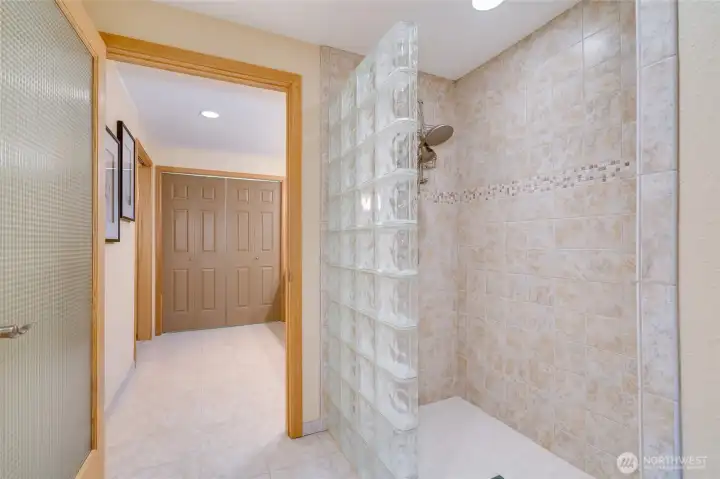 Walk in shower!