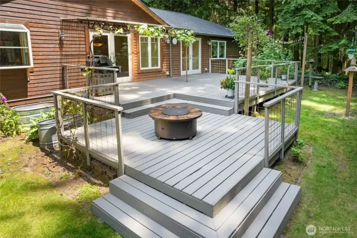 Beautiful newly painted deck.