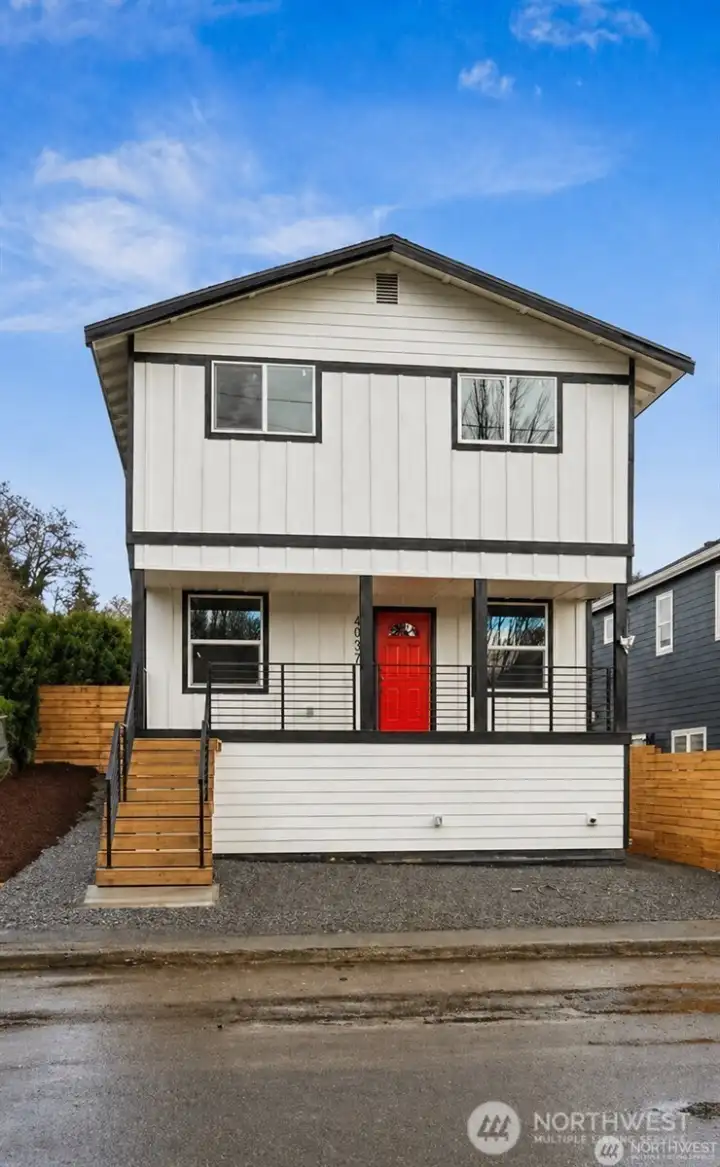 Beautifully remodeled home with 2 Primary bedrooms with ensuite bathroom - main level