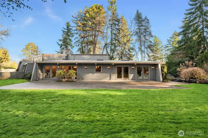 Huge, level lot with lots of room to play, garden or dream