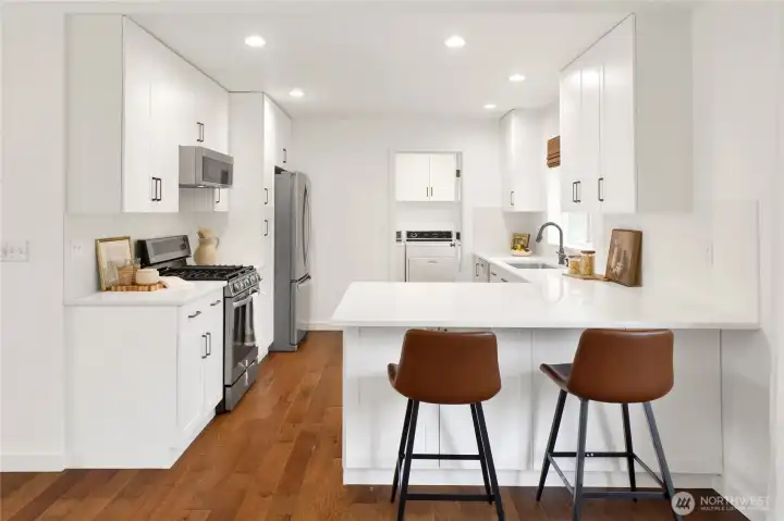 Everything you need to create delicious meals is right here—functional, stylish, and ready to inspire your inner chef!