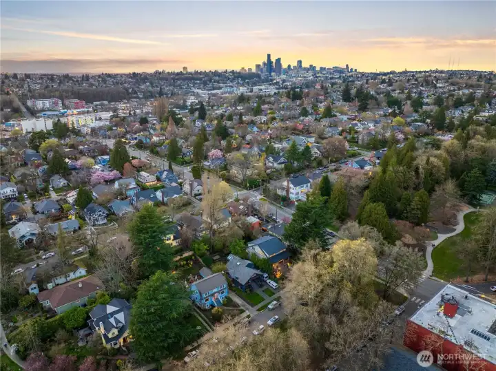 Situated directly on Mt. Baker Blvd, the home is moment from the neighborhood's best amenities — including Mioposto, Velvet Elk Cocktail Bar, and Bright Spot Cafe — along with a nearby playground and pickleball courts, all within easy reach of this convenient, community-centered location.