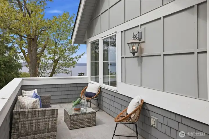 Upper floor sun deck facing west.