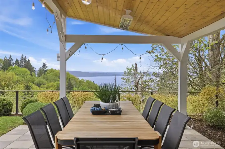 Dinner with the sunsets.