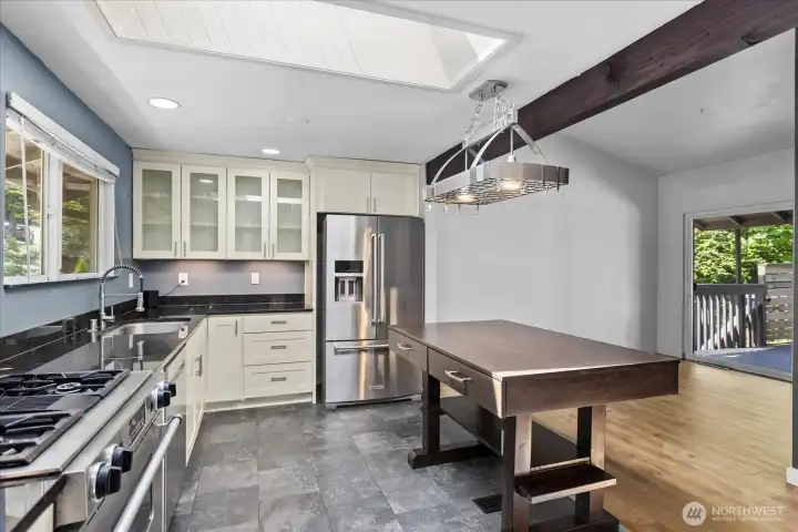 Open Kitchen
