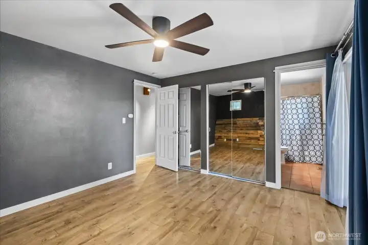 Direct access on-suite