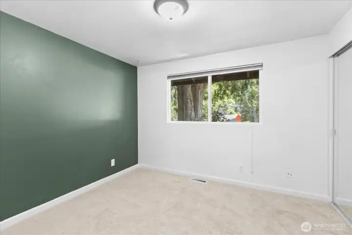 Guest bedroom 2