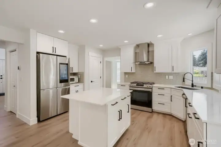 Plenty of storage and pantry space