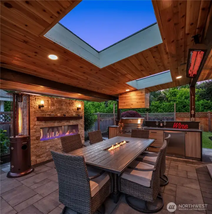 Beautiful out door living room Beautiful out door living room