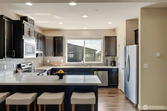 Large Countertop Peninsula