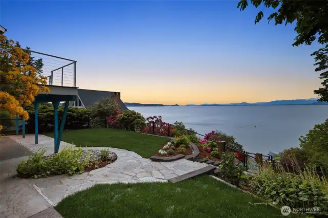 The NW Views are Spectacular From Sunrise to Sunset~